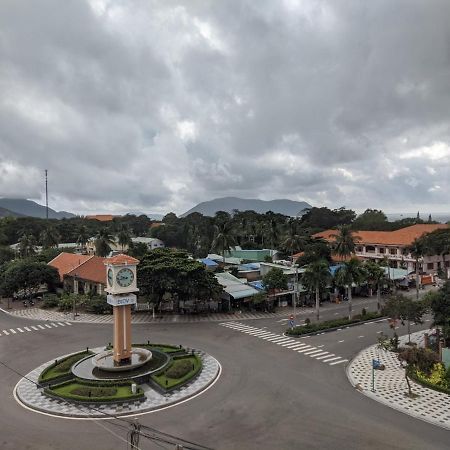 Sao Mai Hotel Chi Khu Co Ong Экстерьер фото